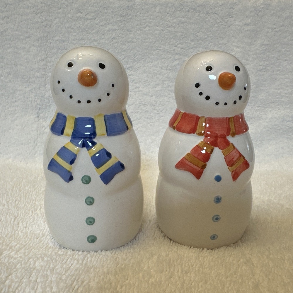 Ceramic Snowmen Salt & Pepper Shakers 3 x 2" Scarf‎ Winter Christmas